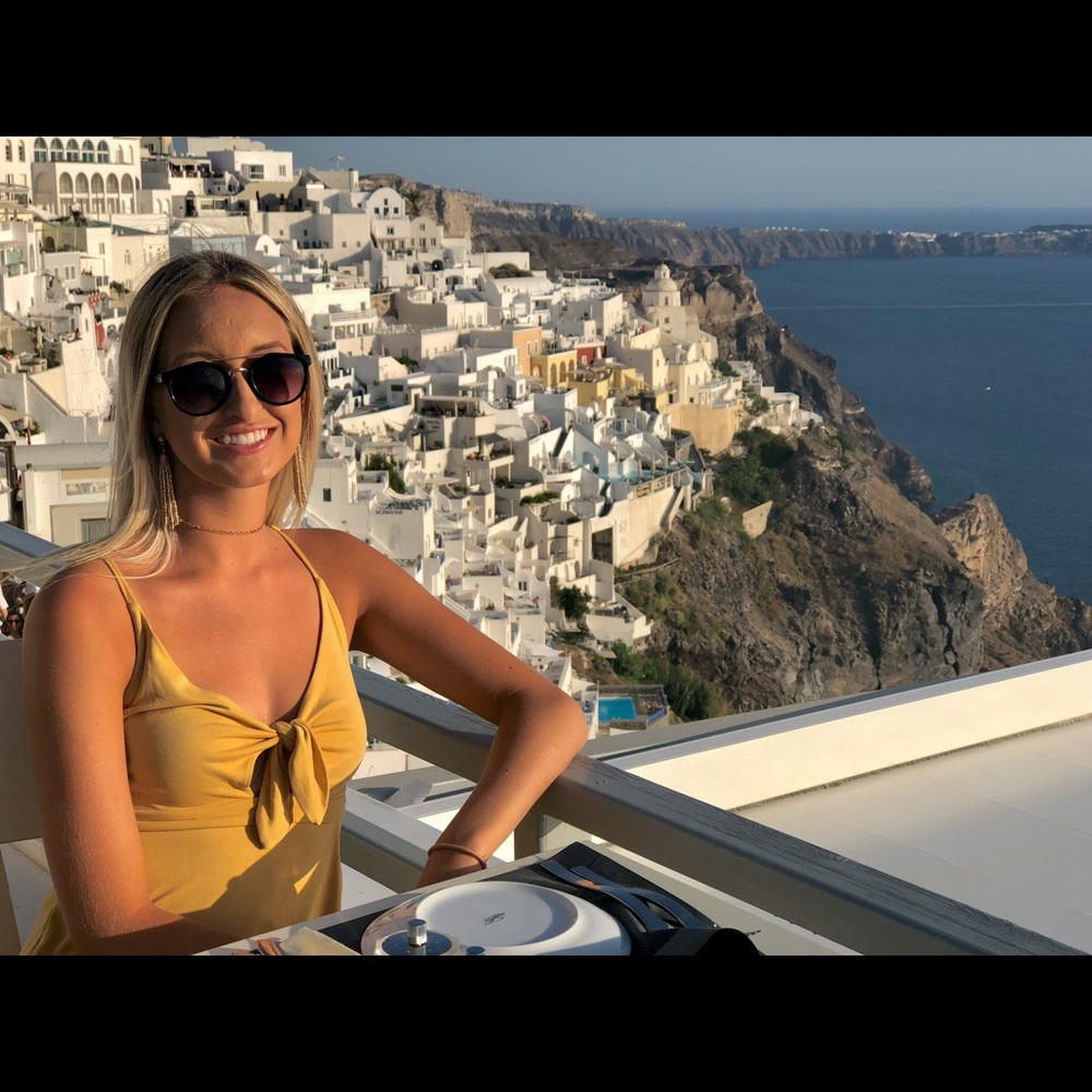 Meet your Posher, Alyssa